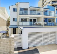 Luxury Living by the Sea - New Castle Holiday