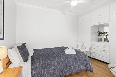 Victoria Parade 29B - New Castle Holiday 6