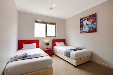 Point Cook Villas - New Castle Holiday 7