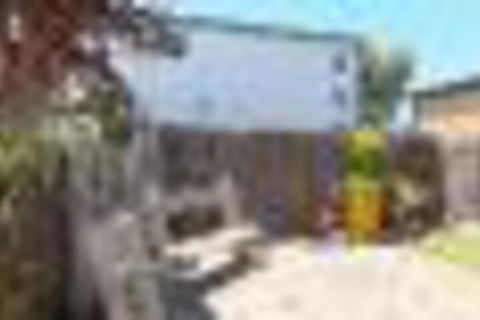 The Island Manor Family Seaside Stay With Views - New Castle Holiday 3