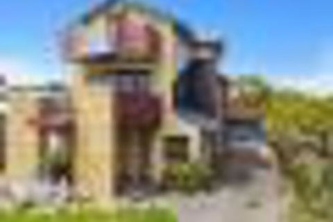 The Island Manor Family Seaside Stay With Views - New Castle Holiday 2