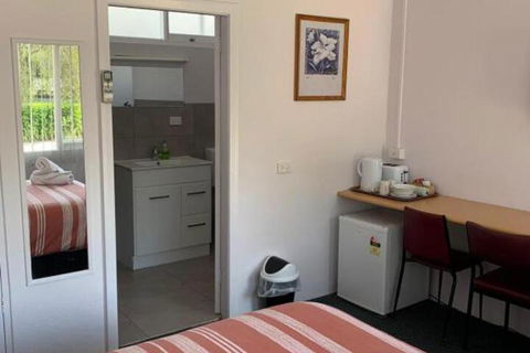 Mount Beauty Motor Inn - New Castle Holiday 7