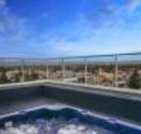 Glenelg Skyline Penthouse WiFi - New Castle Holiday