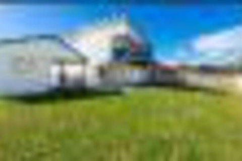 Boomer Beach Escape - New Castle Holiday 5