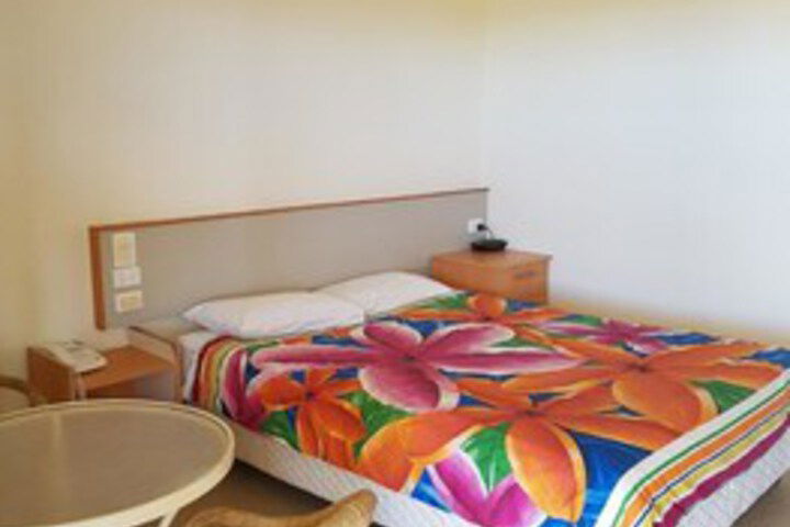  New Castle Holiday