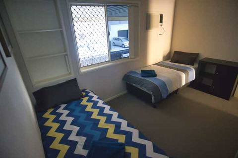 Mount Gravatt Guesthouse - New Castle Holiday 7