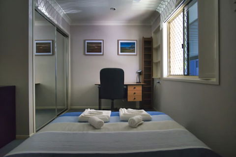 Mount Gravatt Guesthouse - New Castle Holiday 6