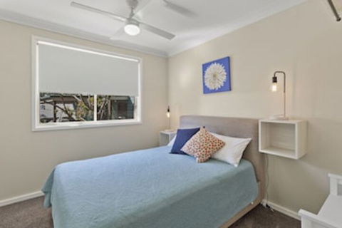 Stockton Street 1 / 72 - New Castle Holiday 0