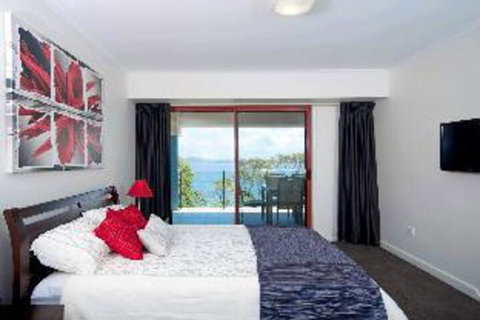 3 Bedroom Apartment Le Vogue Unit 11 - New Castle Holiday 3