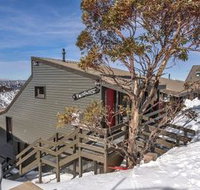 Fountains 1 - New Castle Holiday