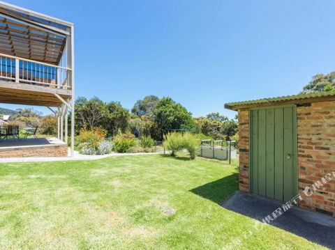 The Accommodation Group â€“ Greens Beach Retreat - New Castle Holiday 2