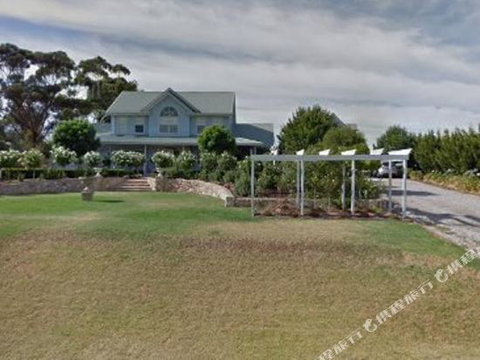 Maison Blue Pty Ltd Adelaide - New Castle Holiday 4