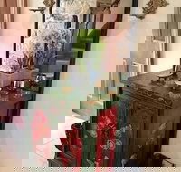 Sherwood Loves - New Castle Holiday