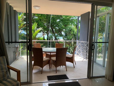 Beach House Apartment 1 - New Castle Holiday 2