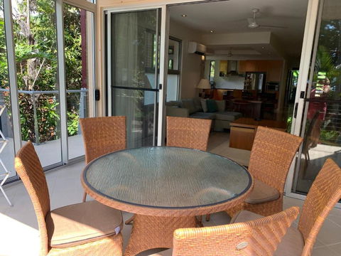 Beach House Apartment 1 - New Castle Holiday 1