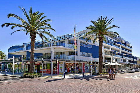 Coast Luxury Apartment 24 - New Castle Holiday 1