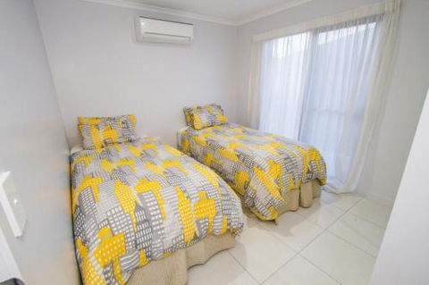 Ashanti - New Castle Holiday 3