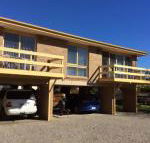 Como Lodge - New Castle Holiday