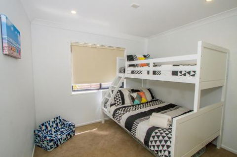 Torakina - New Castle Holiday 4