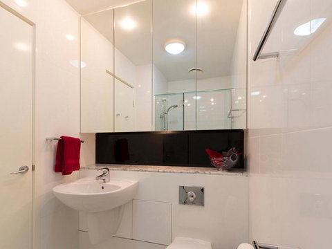 Felix 374 FF Apartment - New Castle Holiday 1