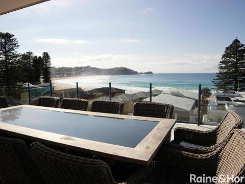 Absolutely Avoca 114a Avoca Drive Avoca Beach - New Castle Holiday 1