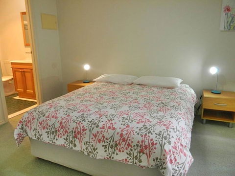 LAKESIDE2 - New Castle Holiday 4