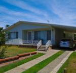 Billys on Main 44 Main Street - New Castle Holiday