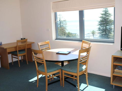 The Oaks Waterfront Resort Unit 502 - New Castle Holiday 5