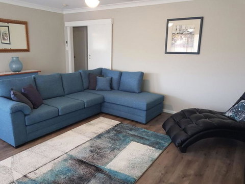 Marine Drive Unit 01 24 Surfair - New Castle Holiday 5