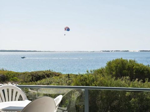 Weatherly Close Ocean Shores Unit 07 27 - New Castle Holiday 4