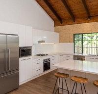 Bedella - New Castle Holiday