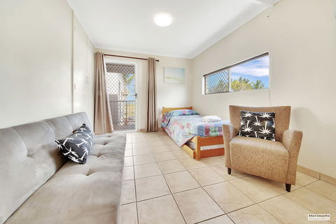 Driftwood On The Beach - New Castle Holiday 6