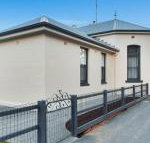 Luxury on the Esplanade - New Castle Holiday