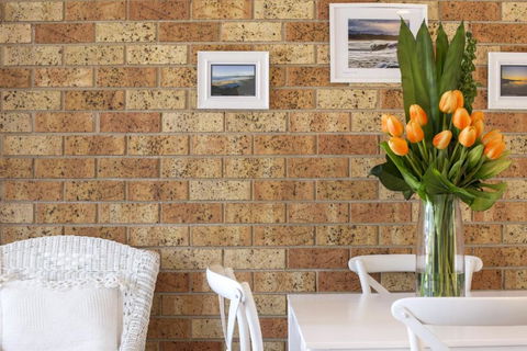 2 / 81 Clyde St. Villa De Golf At Mollymook - New Castle Holiday 4