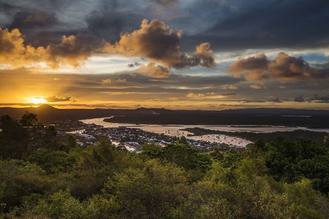 Footsteps To The Heart Of Noosa And A View! - New Castle Holiday 6