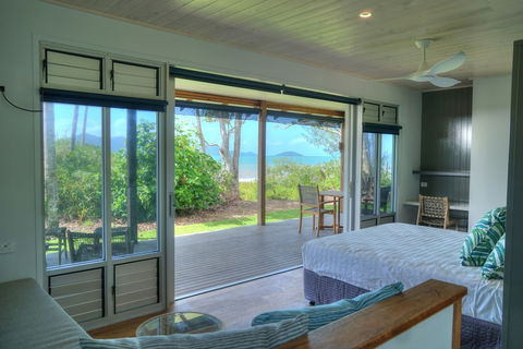 The Bungalows - New Castle Holiday 4