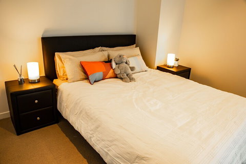 Fabulous Apartment In Heart Of Brisbane - New Castle Holiday 3