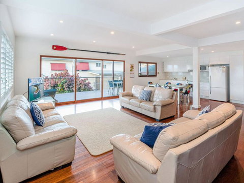 Seagrass 2 / 3 Great Holiday Destination - New Castle Holiday 3