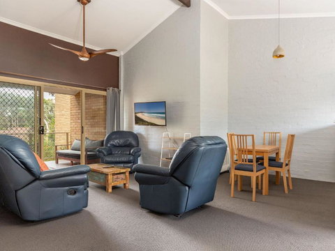 Oceanside 13 - New Castle Holiday 5