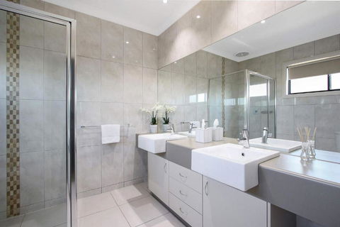 Cypress Townhouse 21 Mulwala - New Castle Holiday 6