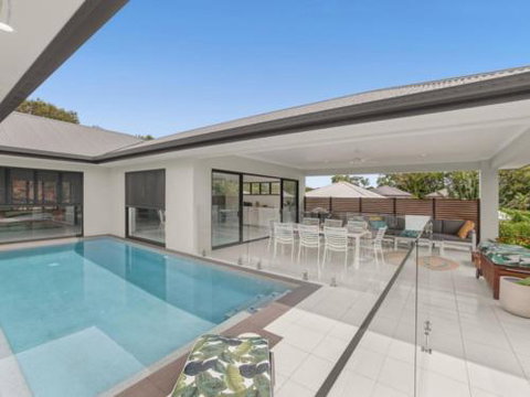 Sandcastles Palm Cove - New Castle Holiday 5