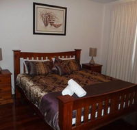City Getaway 3 Bedroom Adelaides East End - New Castle Holiday