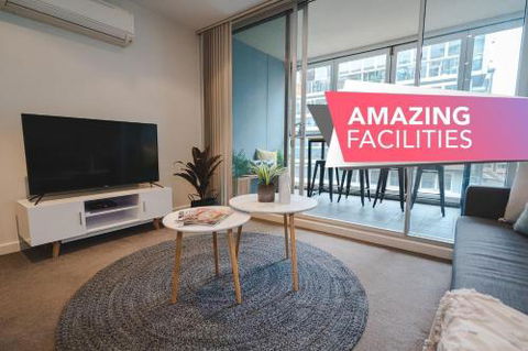 Infinity On Morphett In The Heart Of The Cbd Wifi Nespresso Netflix - New Castle Holiday 0