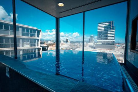 Infinity On Morphett In The Heart Of The Cbd Wifi Nespresso Netflix - New Castle Holiday 2