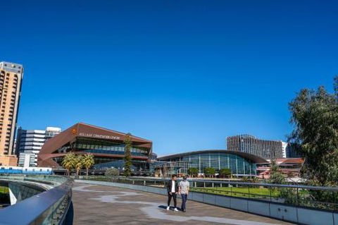 Boho On Morphett In The Heart Of The CBD Wifi Nespresso Netflix - New Castle Holiday 5