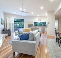 Ait Shona Happy Place. Apt 10 Haven on the Park - New Castle Holiday