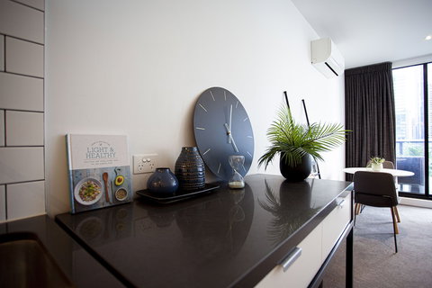 Urban Rest Bella Apartments - New Castle Holiday 5