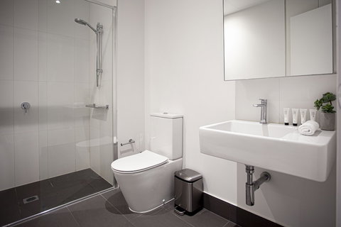 Urban Rest Bella Apartments - New Castle Holiday 1