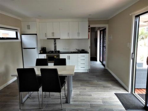 Murray Bridge Tourist Park - New Castle Holiday 3