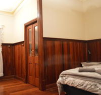 Gargoyle Lodge - New Castle Holiday